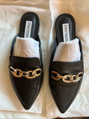Steve Madden Black Leather Pointed Mules with Gold Chain Accent